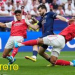 Khvicha Kvaratskhelia Dinobatkan sebagai Pemain Terbaik Liga Champions