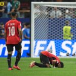 Lionel Messi dan Mohamed Salah