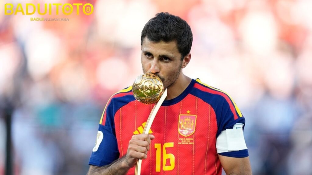 Rodri Sebut Gelar Piala Dunia dan Golden Ball sebagai Skenario Sempurna