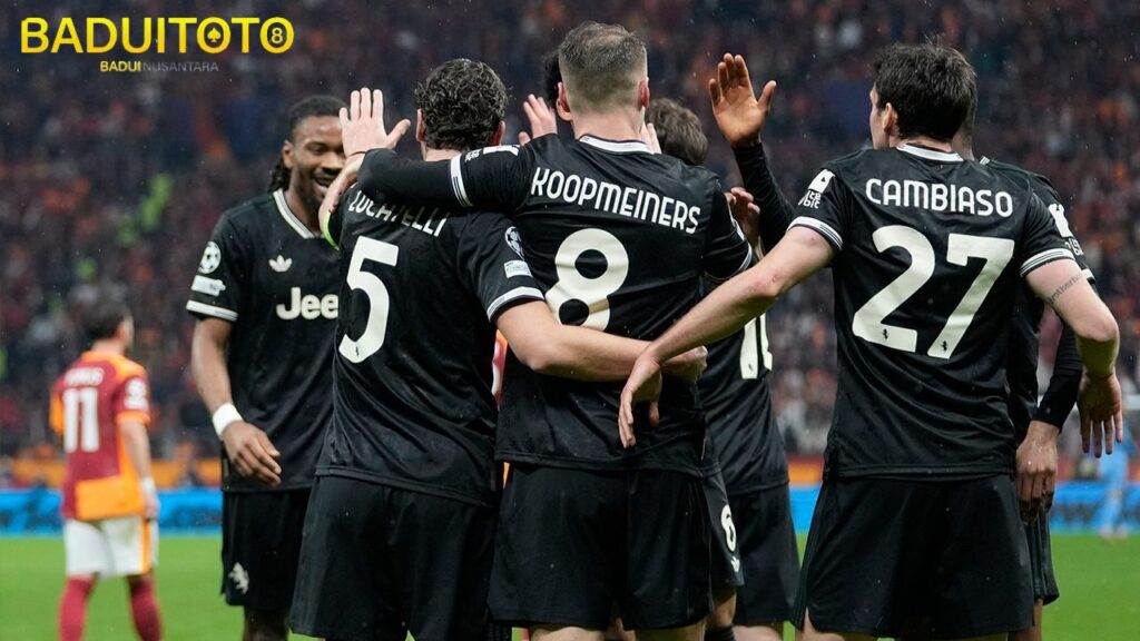 Manchester United Kepincut Gelandang Juventus ini